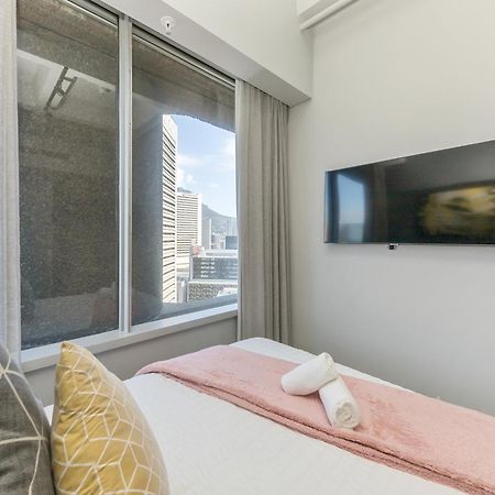 One Thibault Studio Hotel And Apartments เคปทาวน์ ภายนอก รูปภาพ